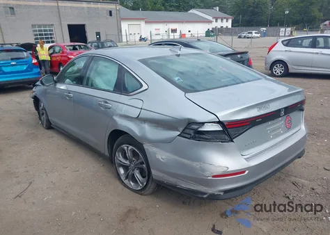 2024 Honda Accord Ex z USA, uszkodzony, nr VIN 1HGCY1F31RA022613